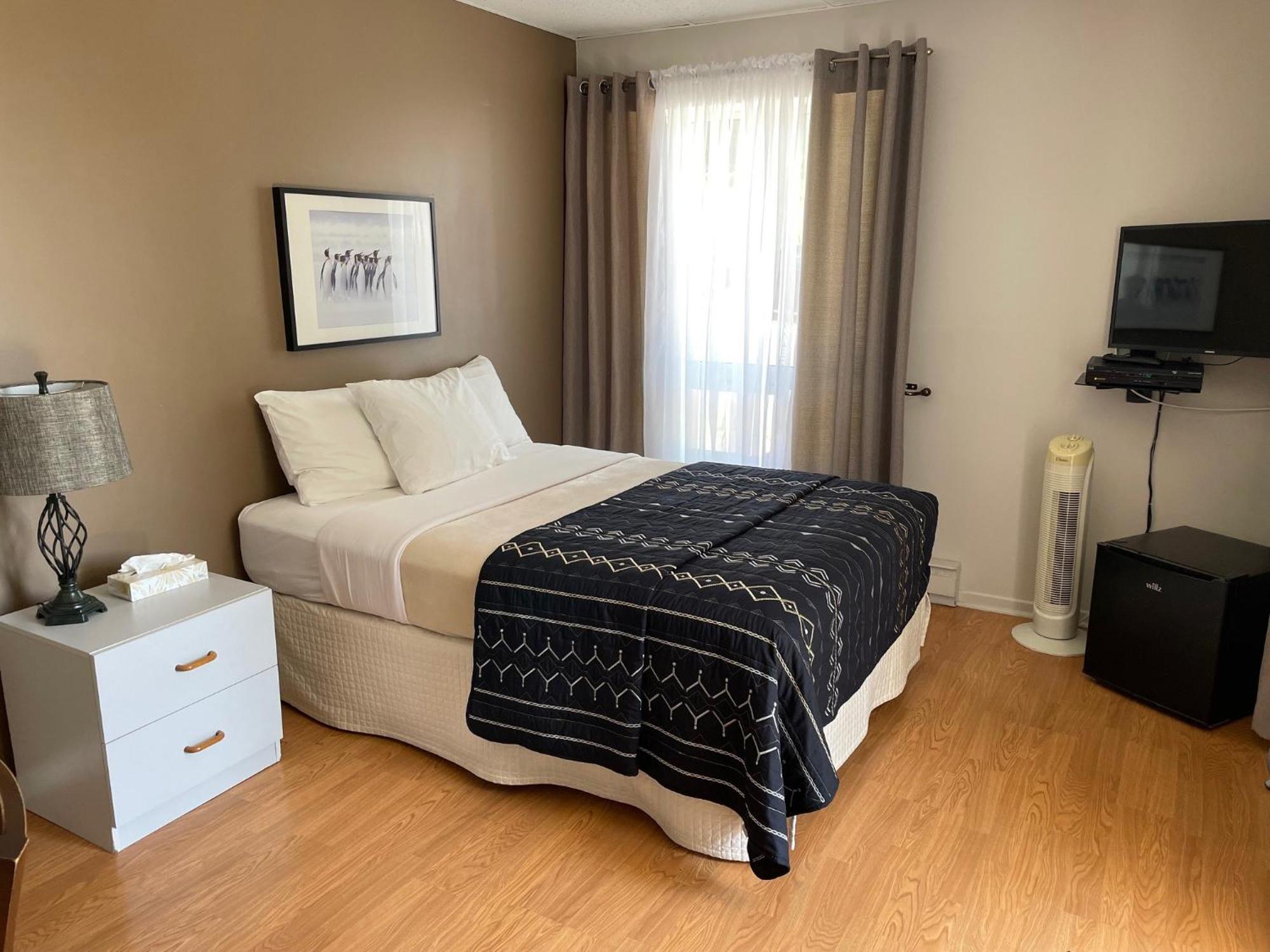 Hotel Le Pionnier Tadoussac Eksteriør bilde