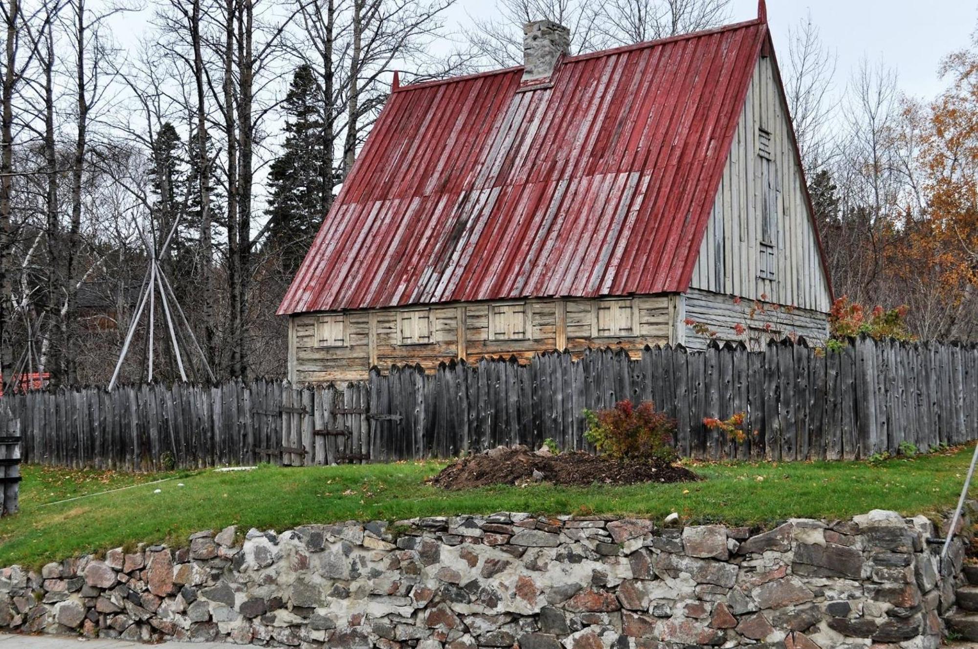 Hotel Le Pionnier Tadoussac Eksteriør bilde