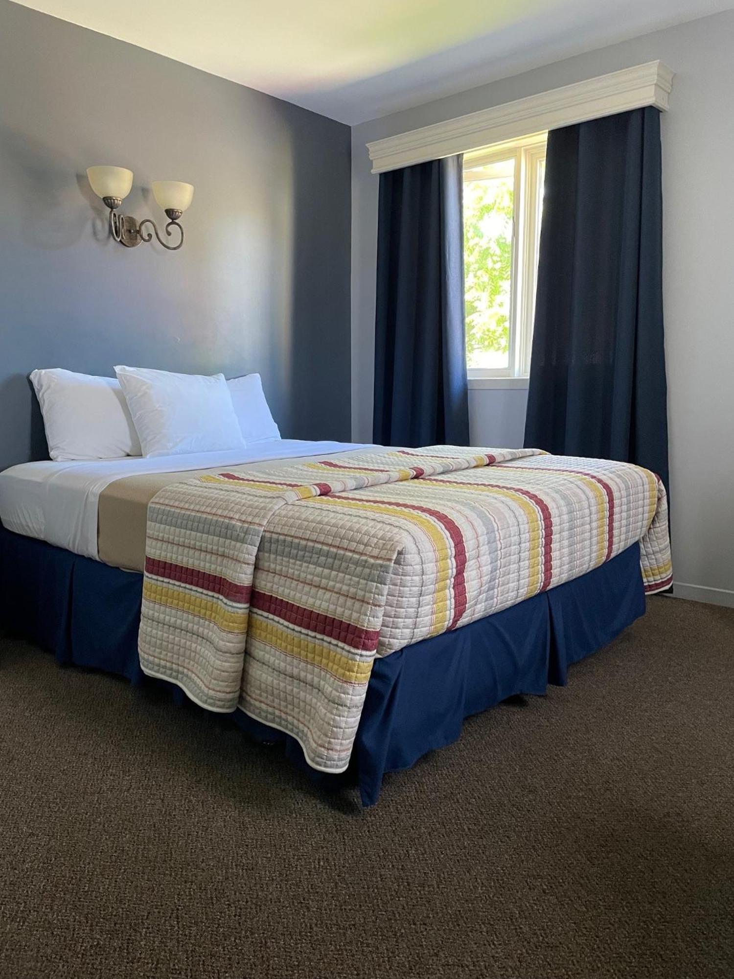 Hotel Le Pionnier Tadoussac Eksteriør bilde